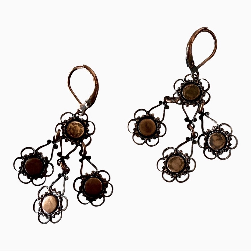 1928 Copper Tone Open Weave Chandelier Earrings Multicolor Rhinestones Vintage - Picture 3 of 8